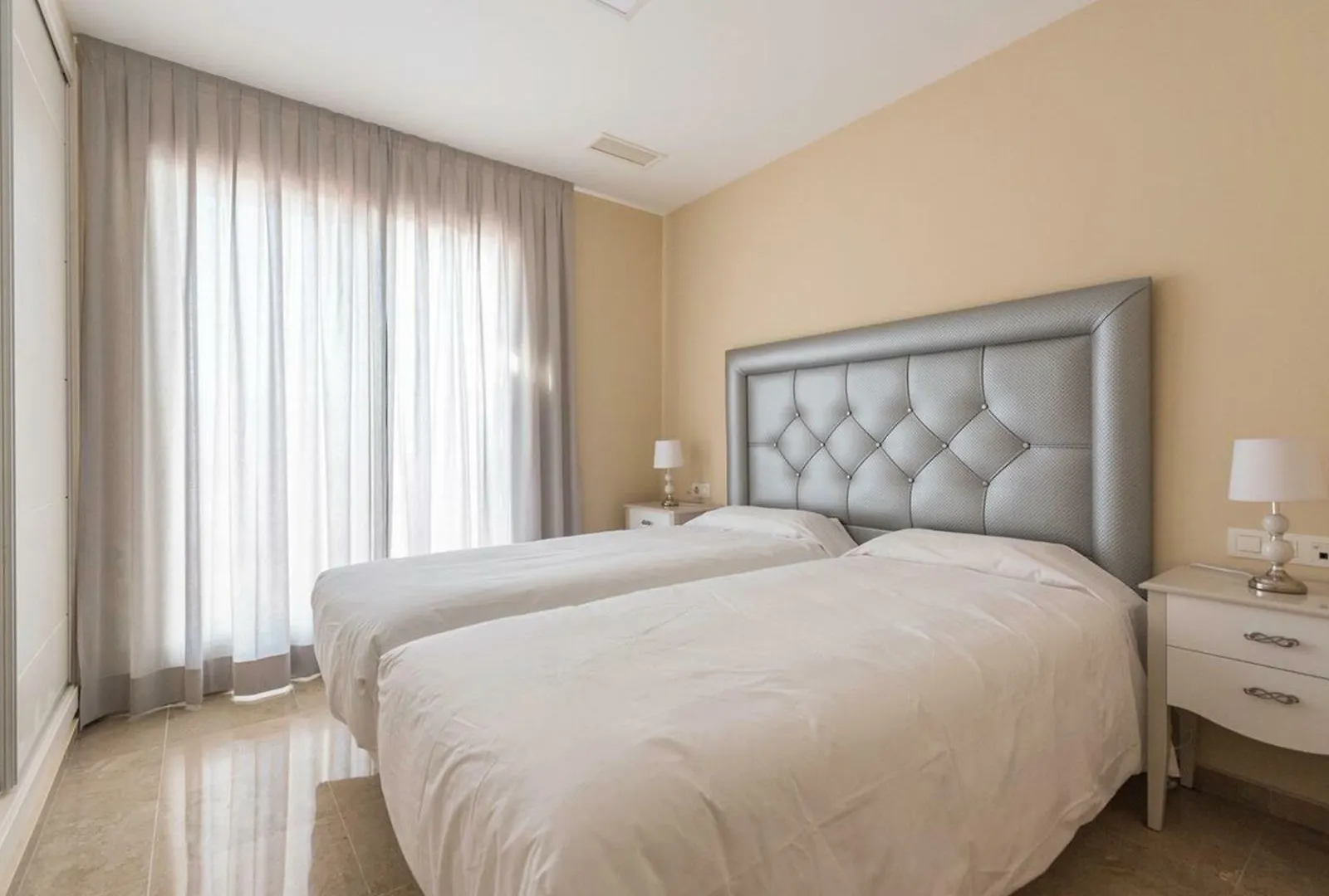 סוטוגרנדה Albayt Nueva Alcaidesa Apartments 0*,  ספרד